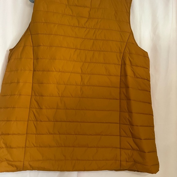 Mustard Yellow Puffer Vest - Picture 5 of 7